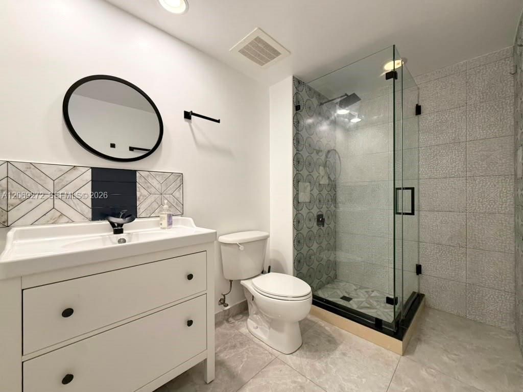 950 Brickell Bay Dr, Unit 1108, Miami, FL 33131 Photo