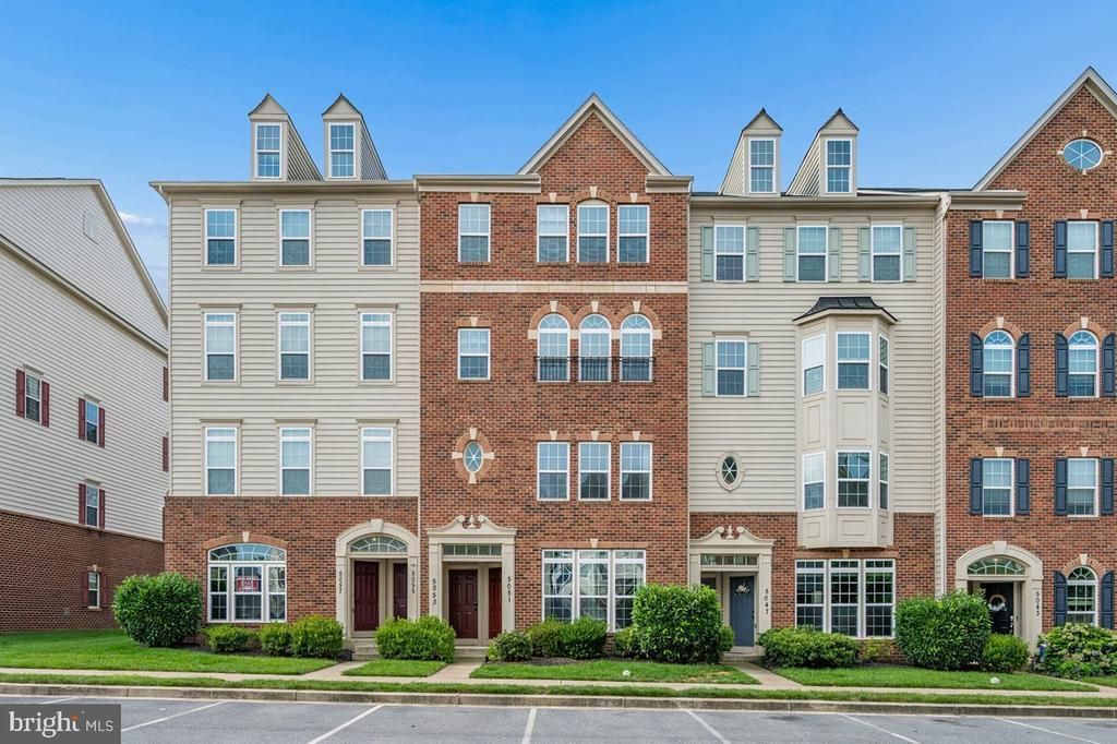 5051 SMALL GAINS WAY , FREDERICK, MD 21703