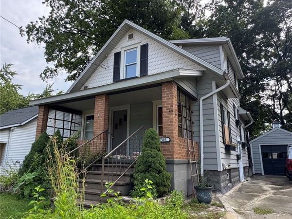 1303 Big Falls Avenue , Akron, OH 44310
