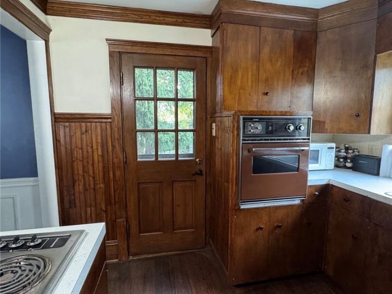 1303 Big Falls Avenue, Akron, OH 44310 Photo 7