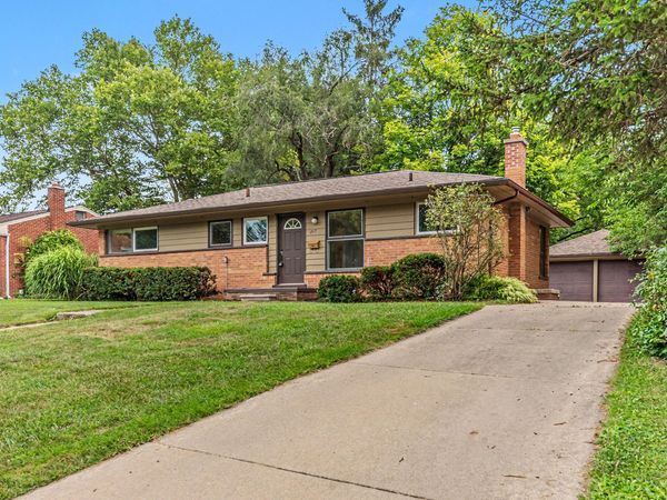 1517 Catalina Drive, Ann Arbor, MI 48103