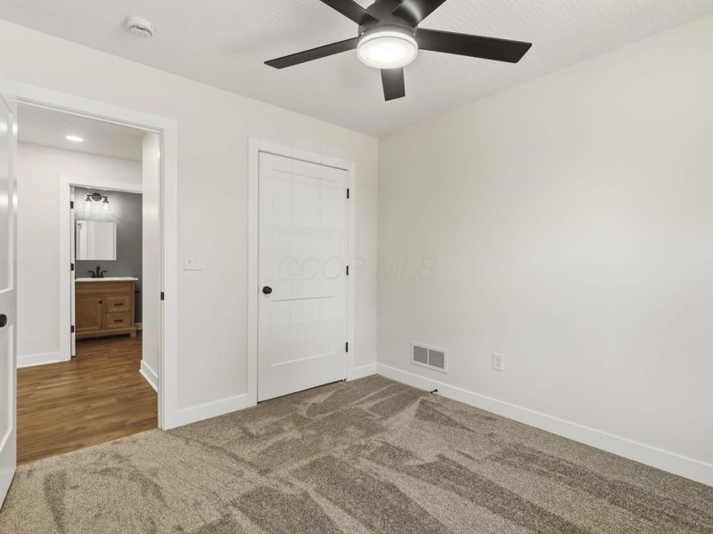 1125 Kumler Street , Baltimore, OH 43105 Photo 36