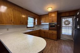 206 W Welsh Street  photo 4