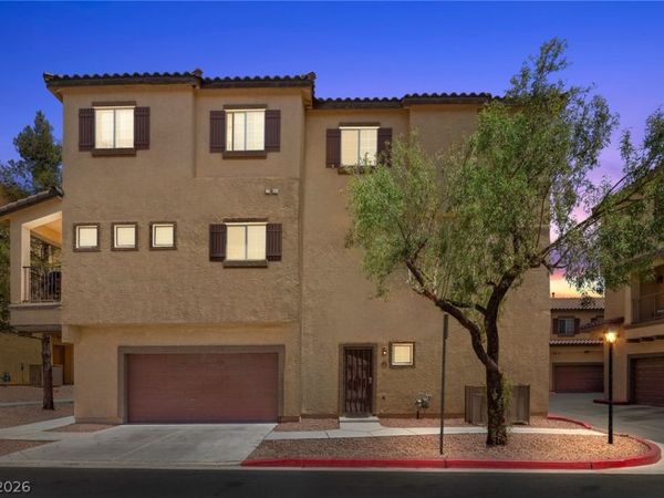 5940 Palmilla Street , Unit 1, North Las Vegas, NV 89031