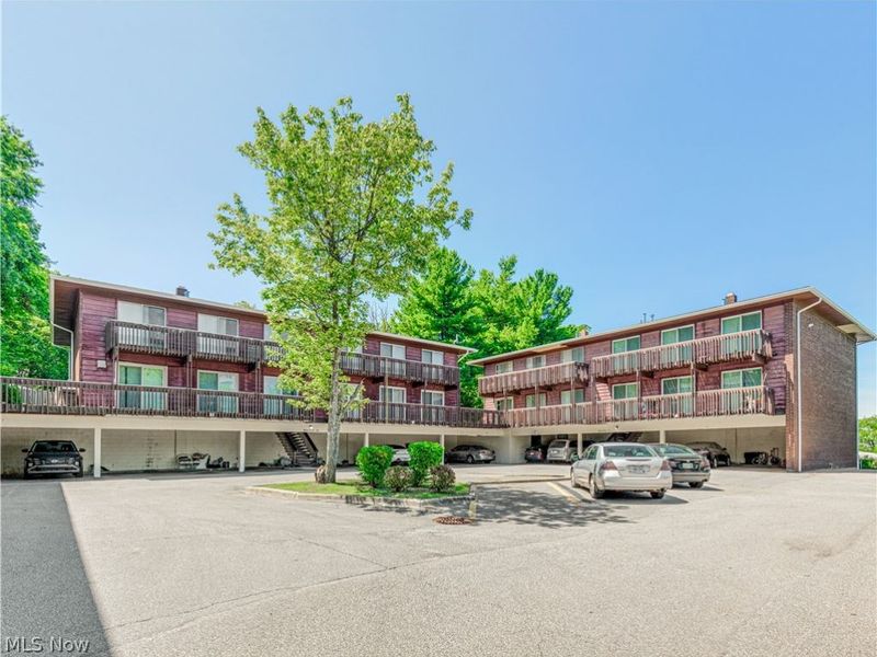 2550 Chamberlain Road, Unit B-3, Fairlawn, OH 44333 Photo 2