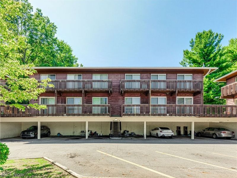 2550 Chamberlain Road, Unit B-3, Fairlawn, OH 44333 Photo 3