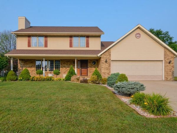2360 LA RUE LANE, Green Bay, WI 54313