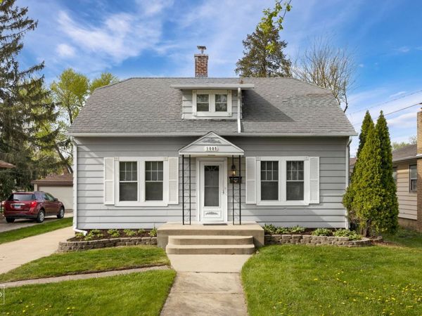 1009 Prairie Street , Aurora, IL 60506