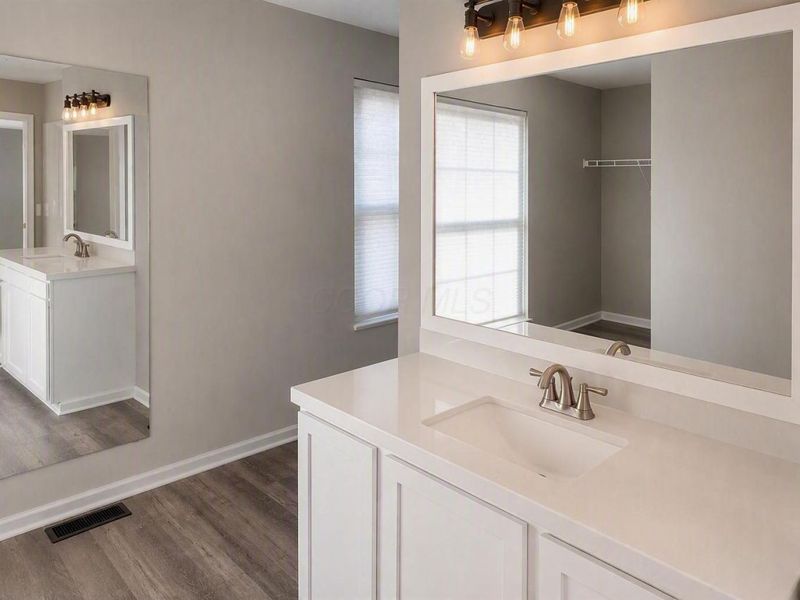 8190 Barlow Road, Westerville, OH 43081 Photo 14