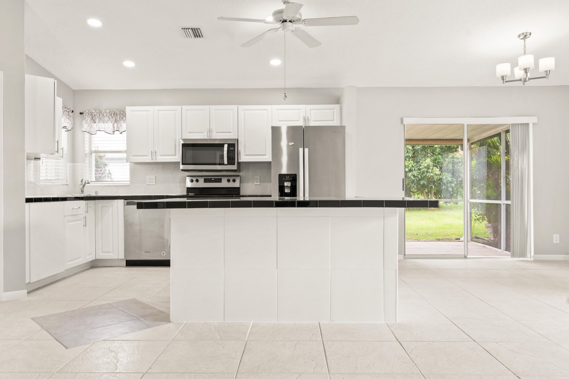 1209 Pine Sage Circle, West Palm Beach, FL 33409 Photo