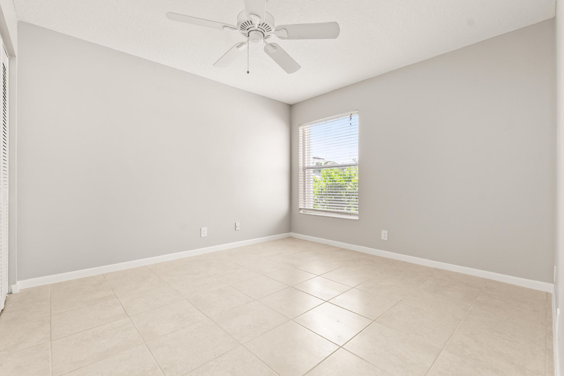 1209 Pine Sage Circle, West Palm Beach, FL 33409 Photo