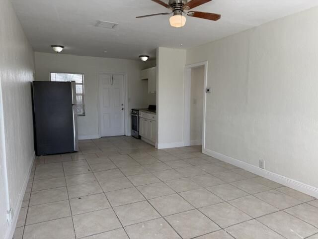 1913 Division Avenue, Unit 102, West Palm Beach, FL 33407 Photo