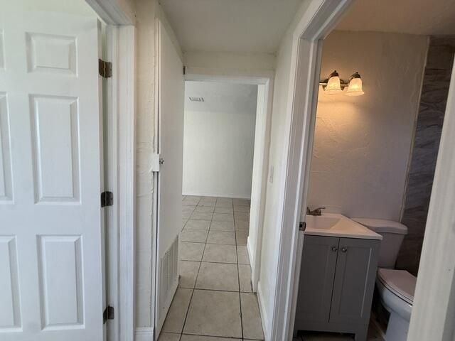 1913 Division Avenue, Unit 102, West Palm Beach, FL 33407 Photo