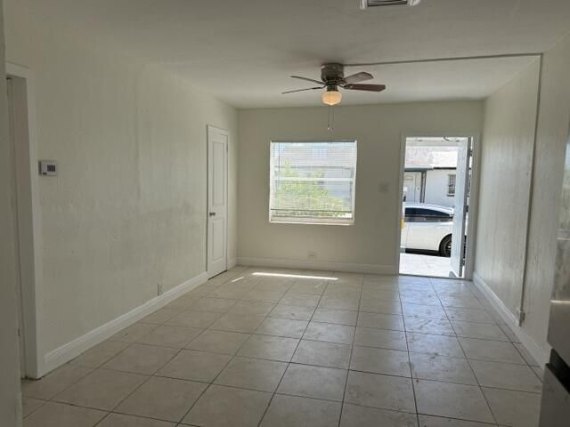 1913 Division Avenue, Unit 102, West Palm Beach, FL 33407 Photo