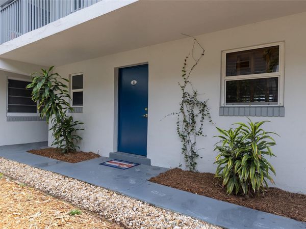 1001 SE 16th Street, Fort Lauderdale, FL 33316