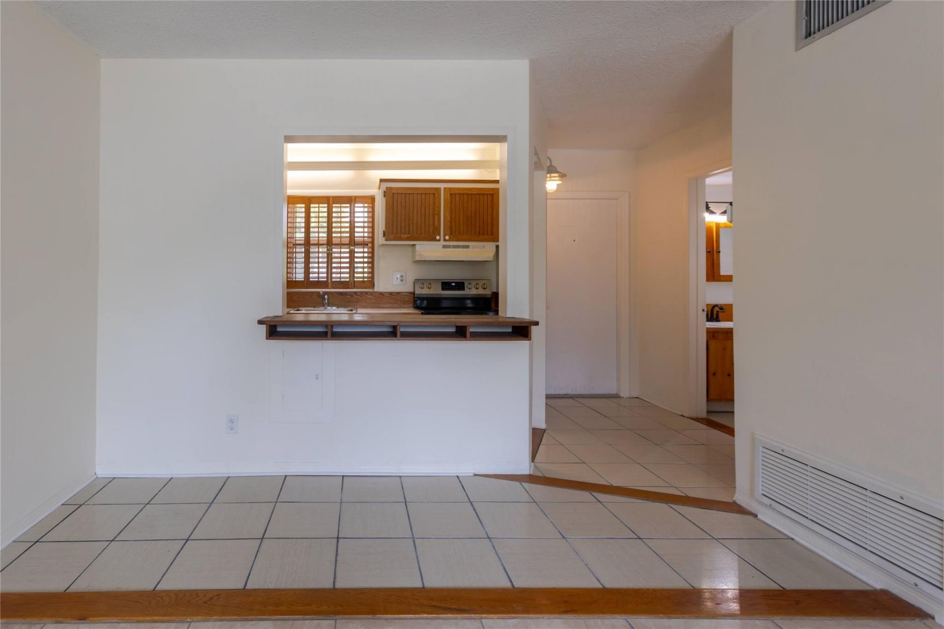 1001 SE 16th Street, Fort Lauderdale, FL 33316 Photo