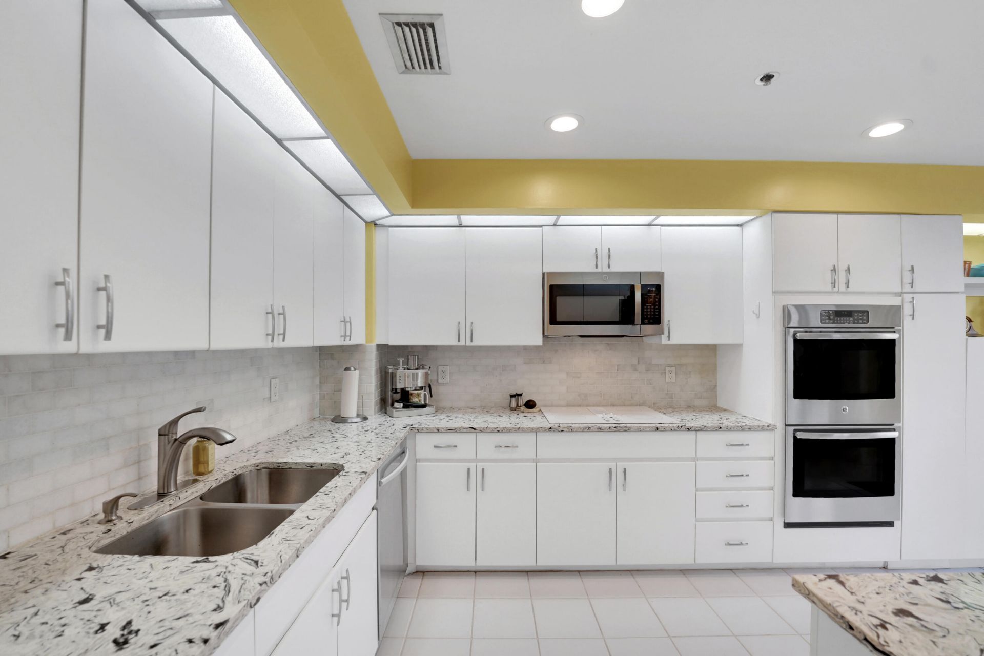 4114 W Palm Aire Drive, Unit 141B, Pompano Beach, FL 33069 Photo