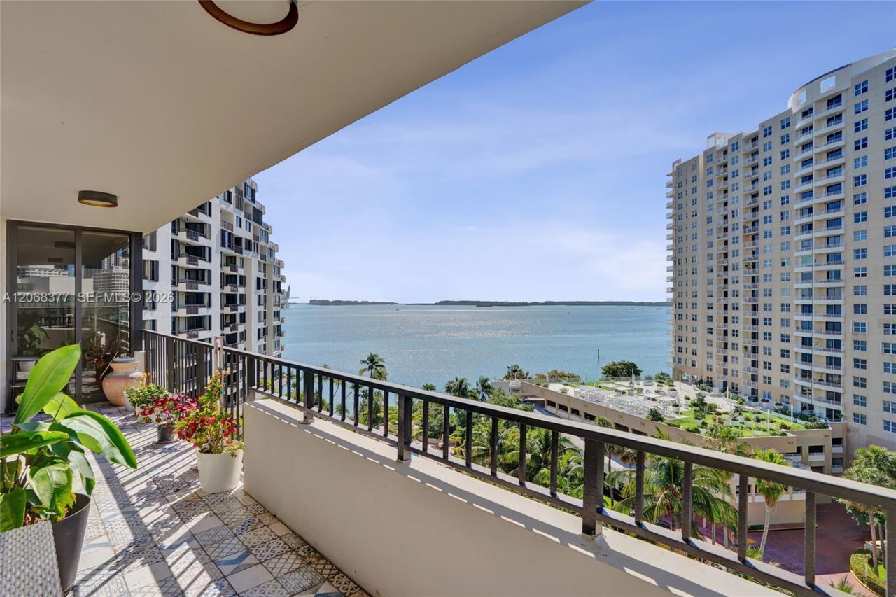 520 Brickell Key Dr , Unit A1015, Miami, FL 33131 Photo