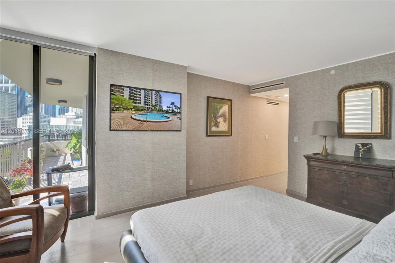 520 Brickell Key Dr , Unit A1015, Miami, FL 33131 Photo