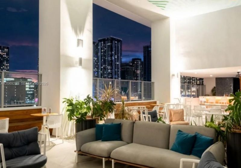 227 NE 2nd St , Unit 1613, Miami, FL 33132 Photo