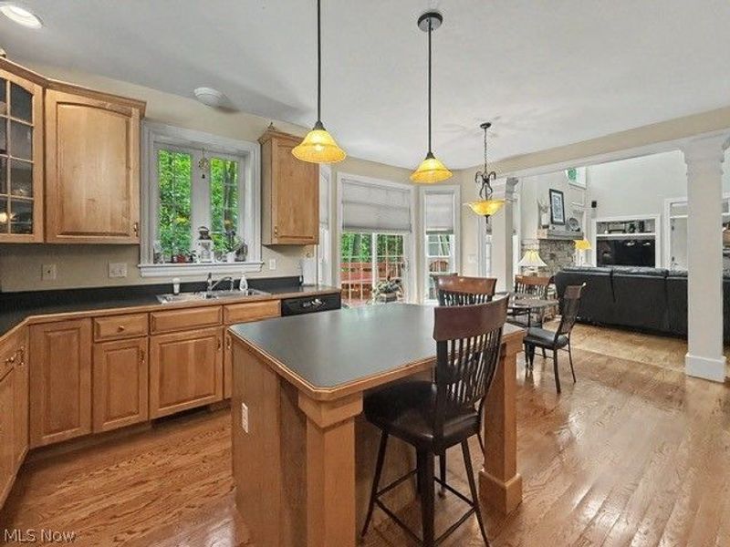345 Knollwood Trail, Richmond Heights, OH 44143 Photo 13