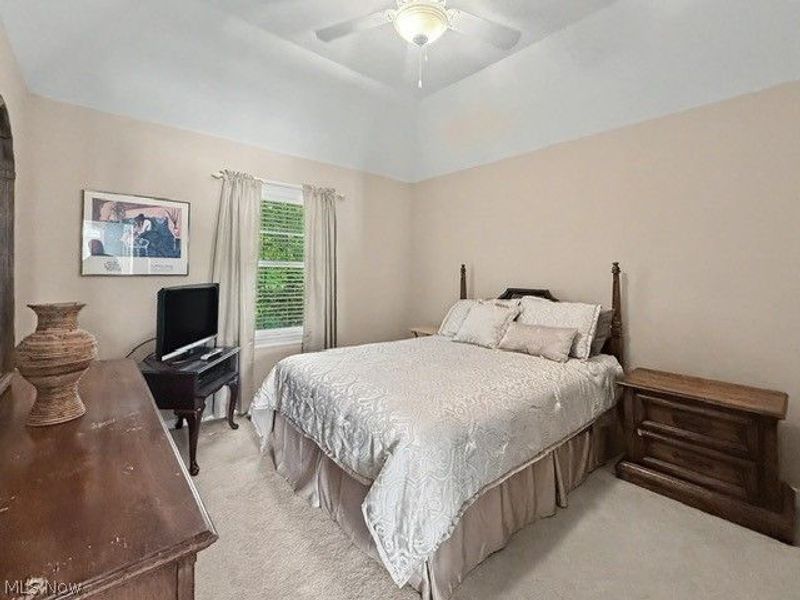 345 Knollwood Trail, Richmond Heights, OH 44143 Photo 27