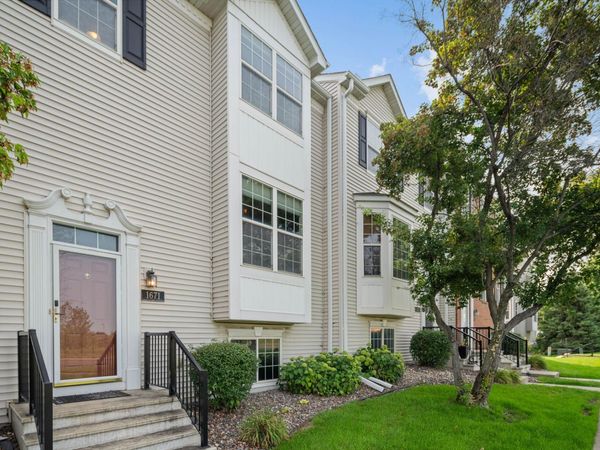1671 Crossings Boulevard, Shakopee, MN 55379