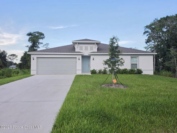 927 Tacaro Avenue SE , Palm Bay, FL 32909