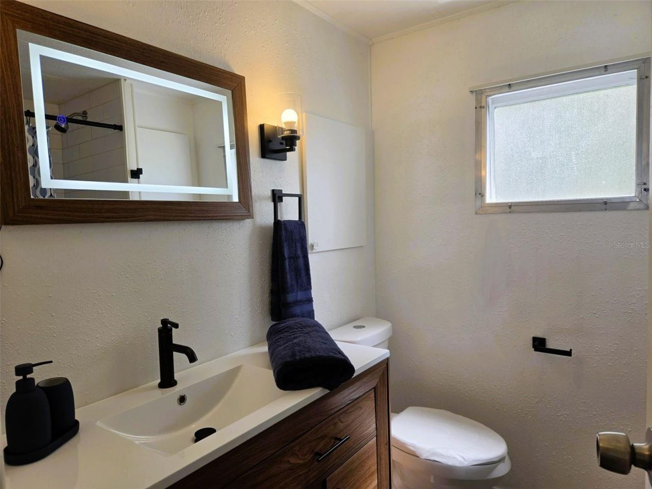 3415 Spanish Oak Terrace, Sarasota, FL 34237 Photo