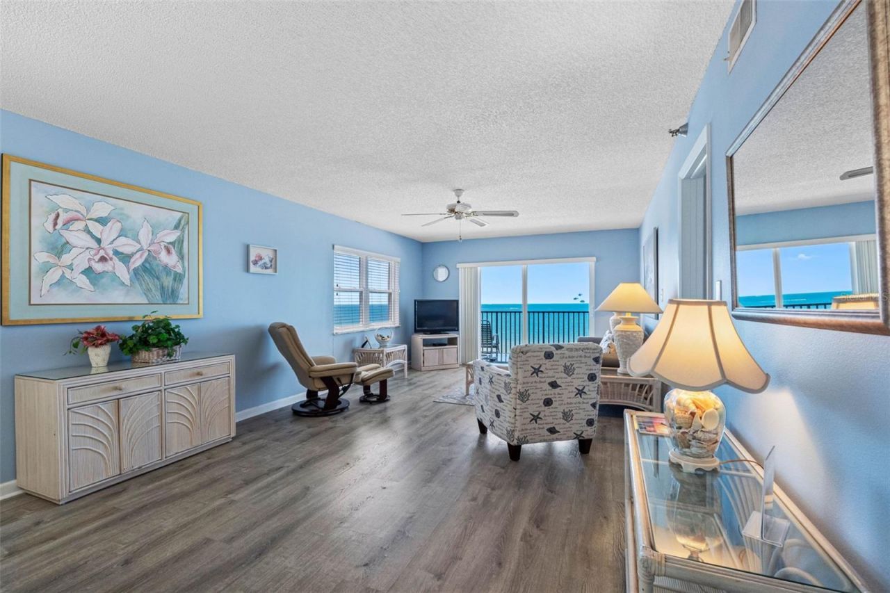 14300 Gulf Boulevard, Unit 501, Madeira Beach, FL 33708 Photo