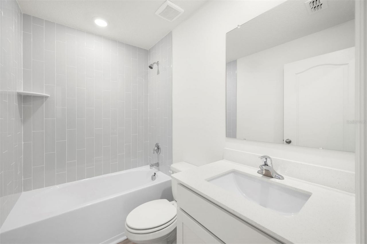 13324 Tula Loop , Astatula, FL 34705 Photo