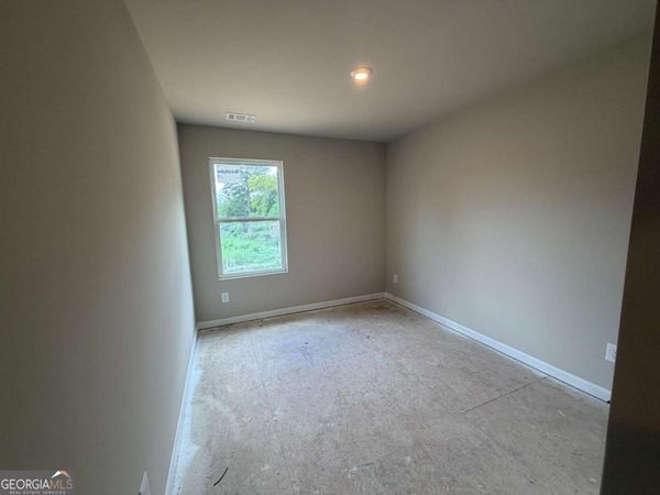 327 Rolling Green Road, Unit 101, Adairsville, GA 30103