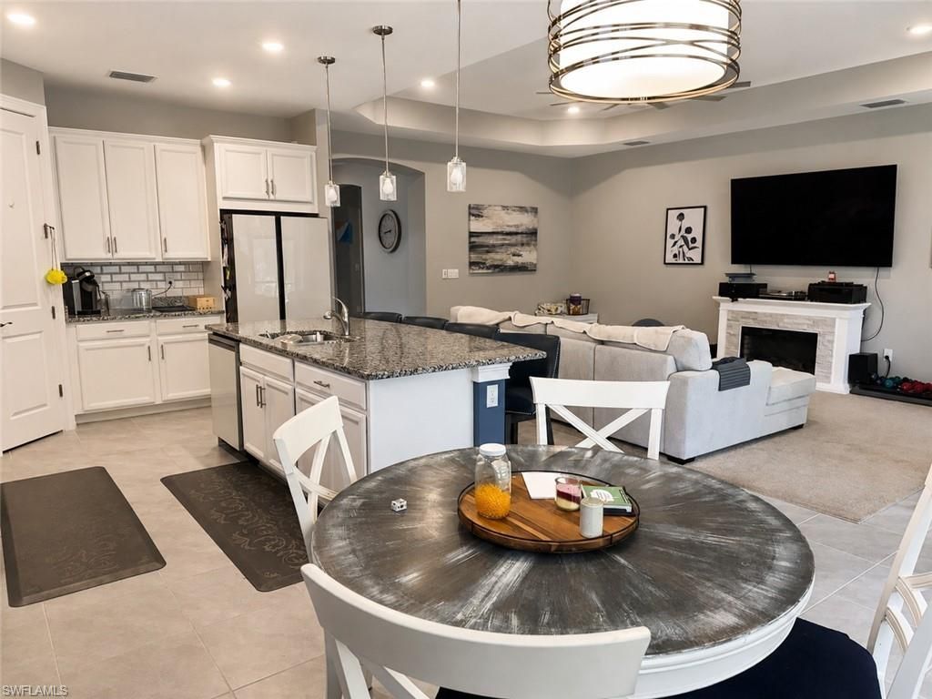 18244 Everson Miles Cir, North Fort Myers, FL 33917 Photo