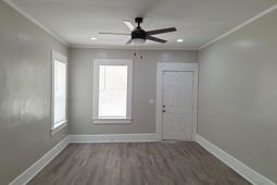 2810 Magnolia Street photo 4