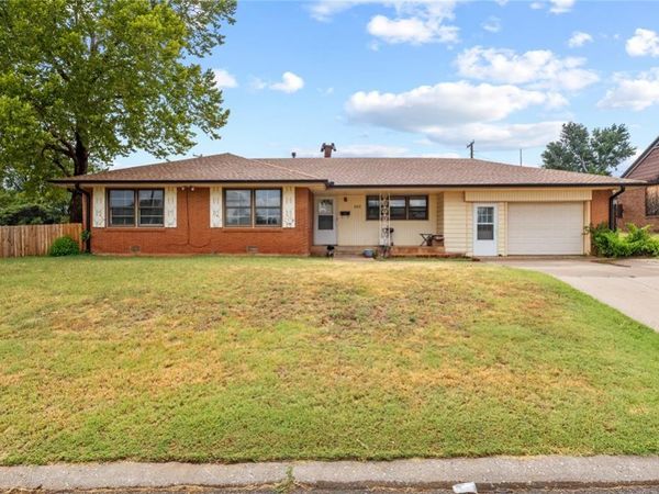 600 N Congress Street, Clinton, OK 73601