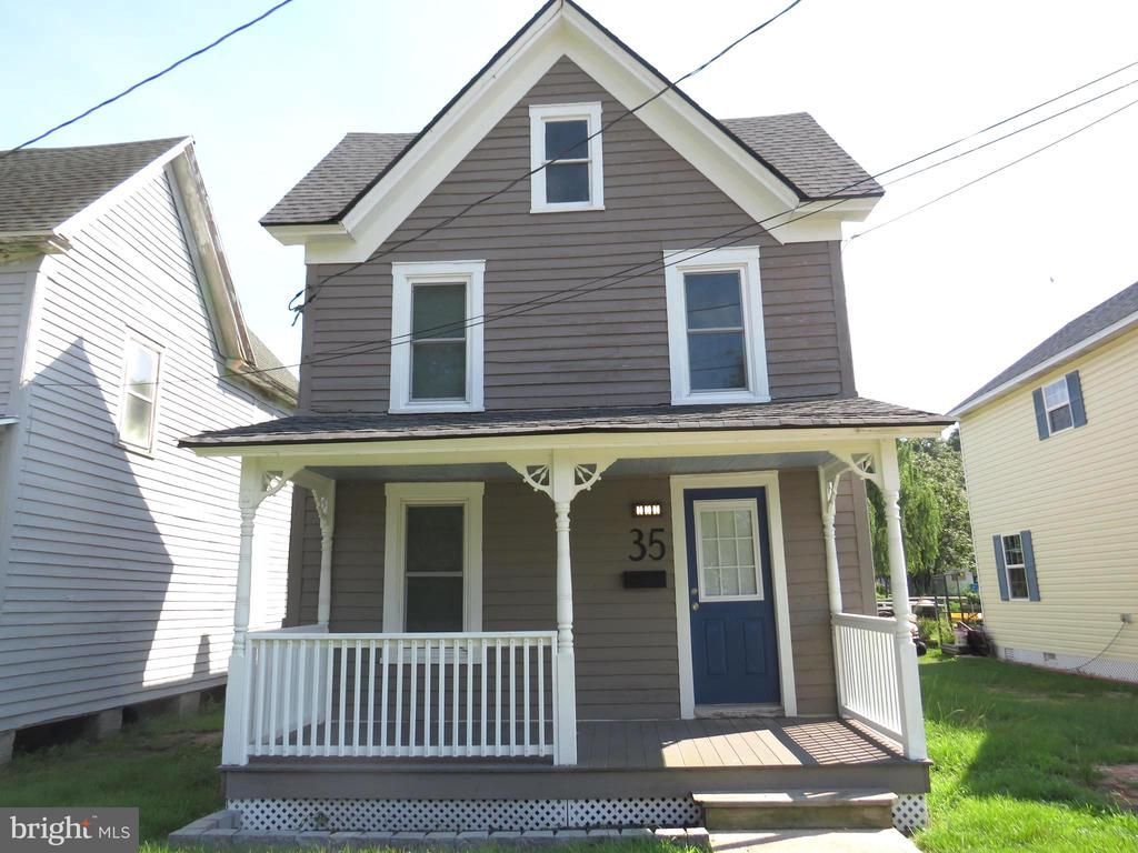 35 W CHESAPEAKE AVENUE , CRISFIELD, MD 21817