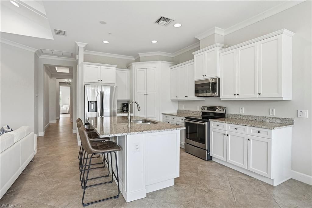 6561 Dominica Dr, Unit 201, Naples, FL 34113 Photo