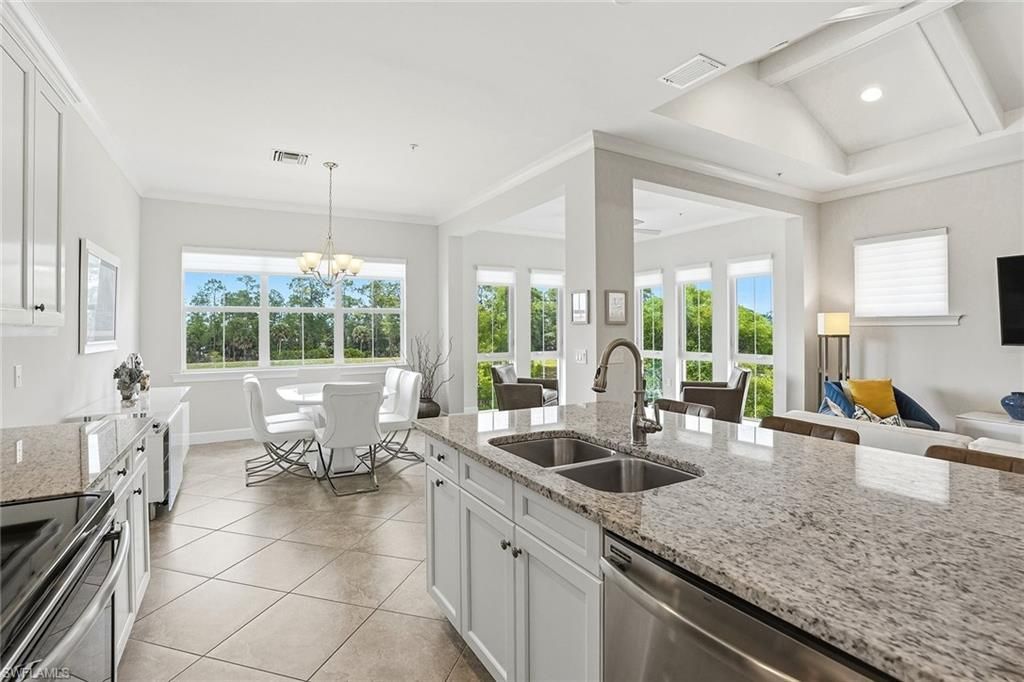 6561 Dominica Dr, Unit 201, Naples, FL 34113 Photo