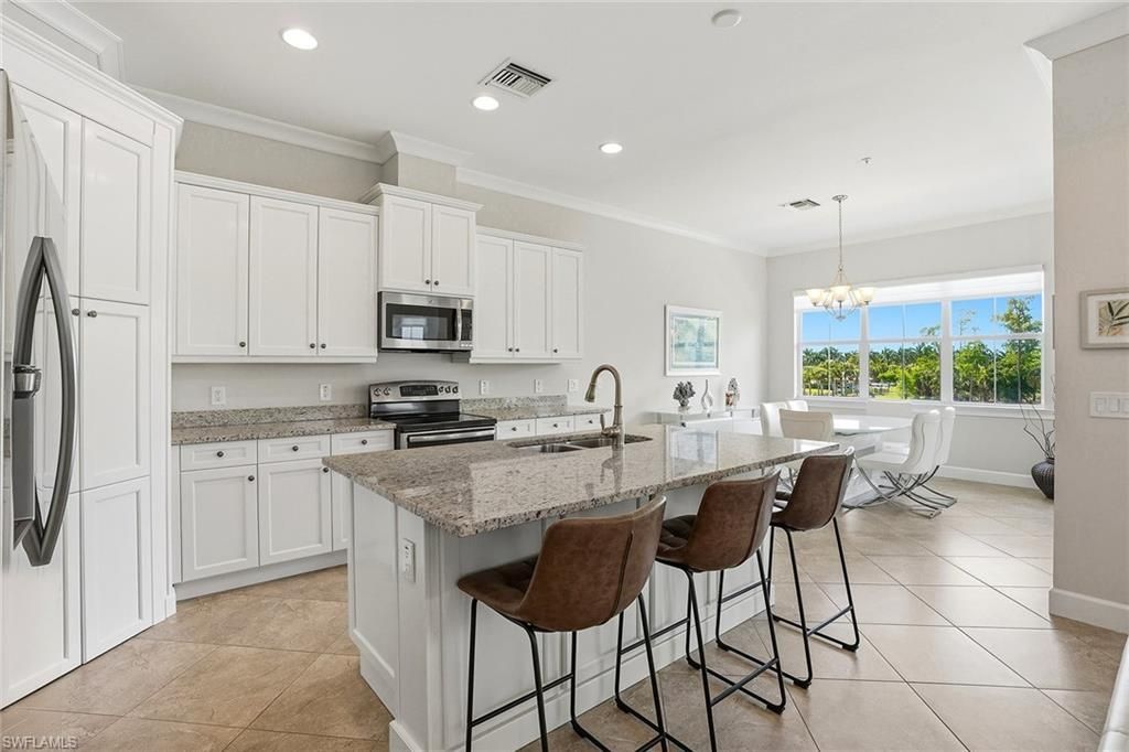 6561 Dominica Dr, Unit 201, Naples, FL 34113 Photo
