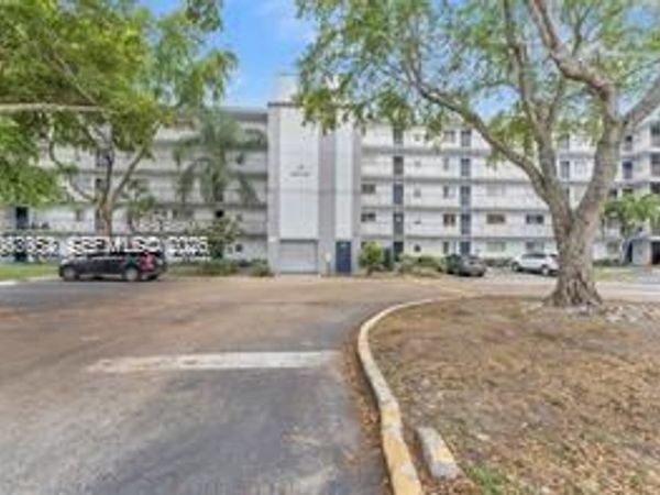 8700 N Sherman Cir , Unit 108, Miramar, FL 33025