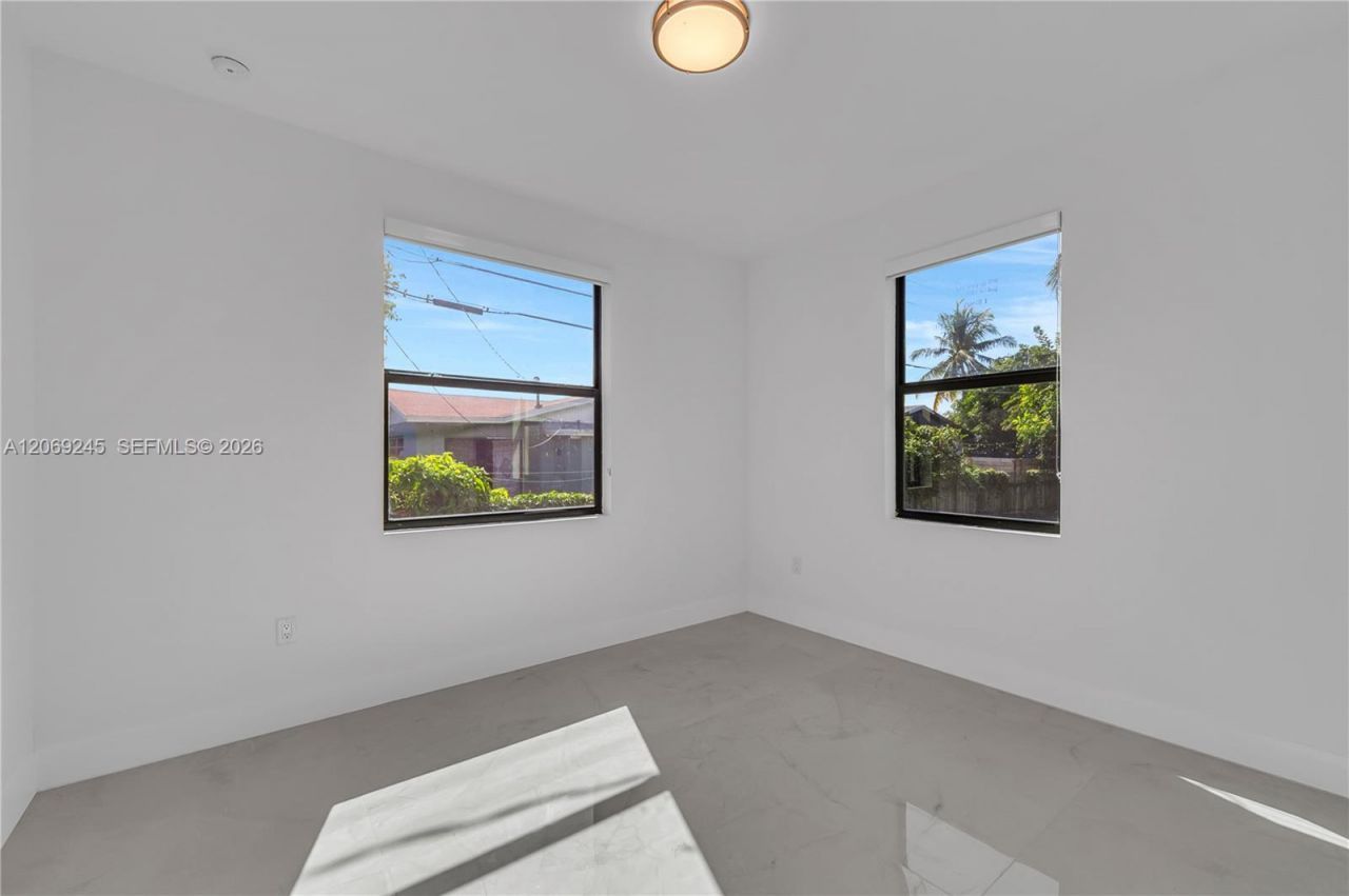 828 NE 14th St , Fort Lauderdale, FL 33304 Photo