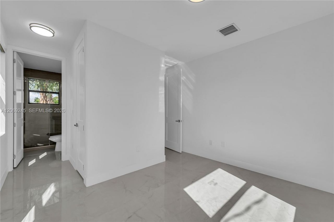 828 NE 14th St , Fort Lauderdale, FL 33304 Photo