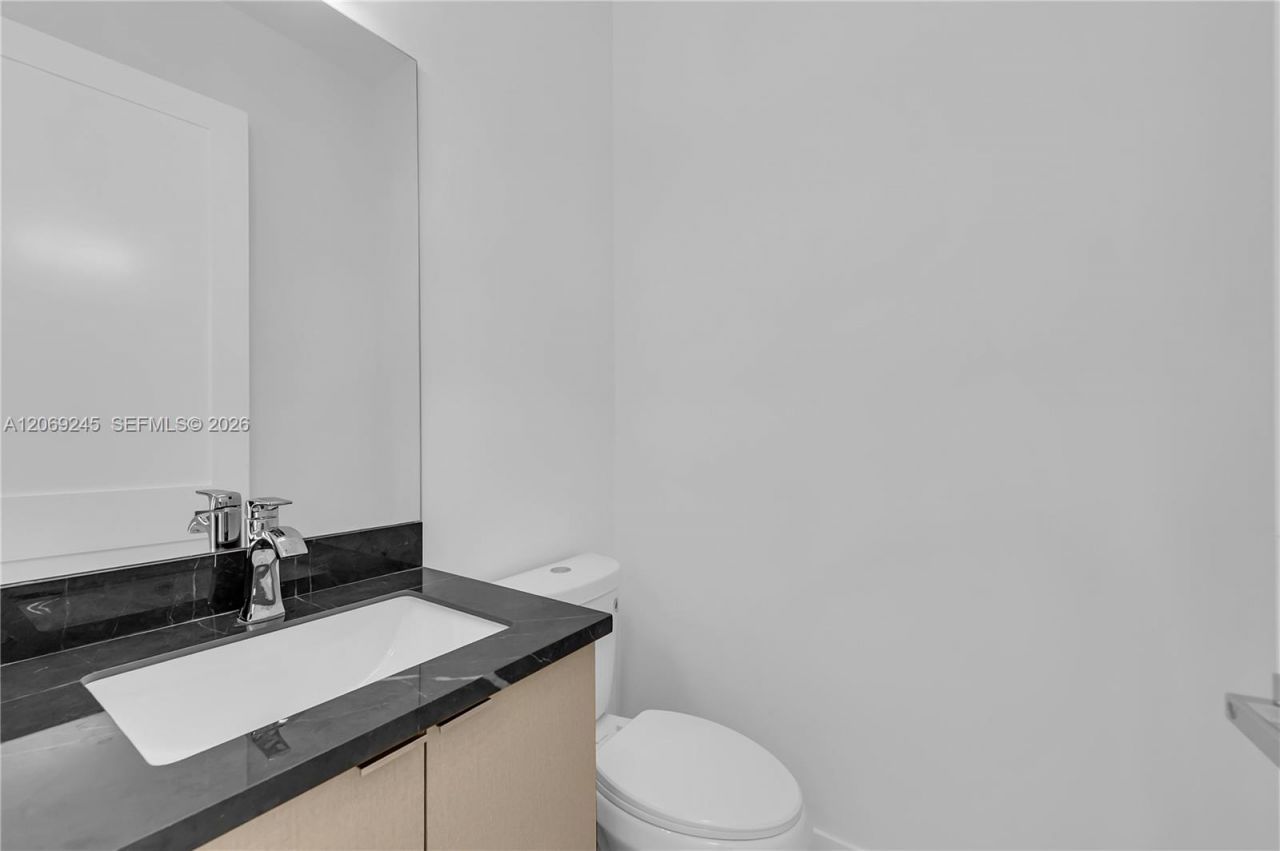 828 NE 14th St , Fort Lauderdale, FL 33304 Photo