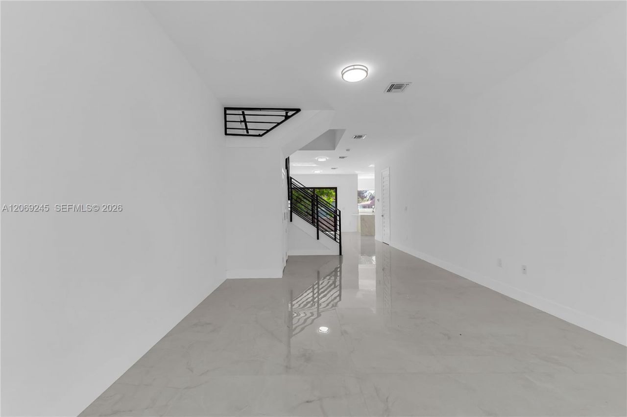 828 NE 14th St , Fort Lauderdale, FL 33304 Photo