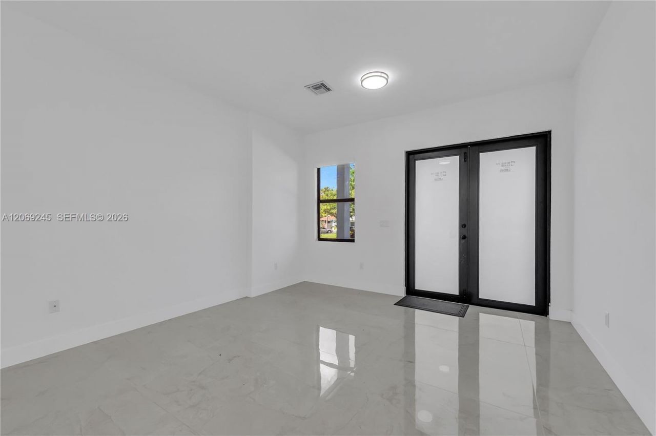 828 NE 14th St , Fort Lauderdale, FL 33304 Photo