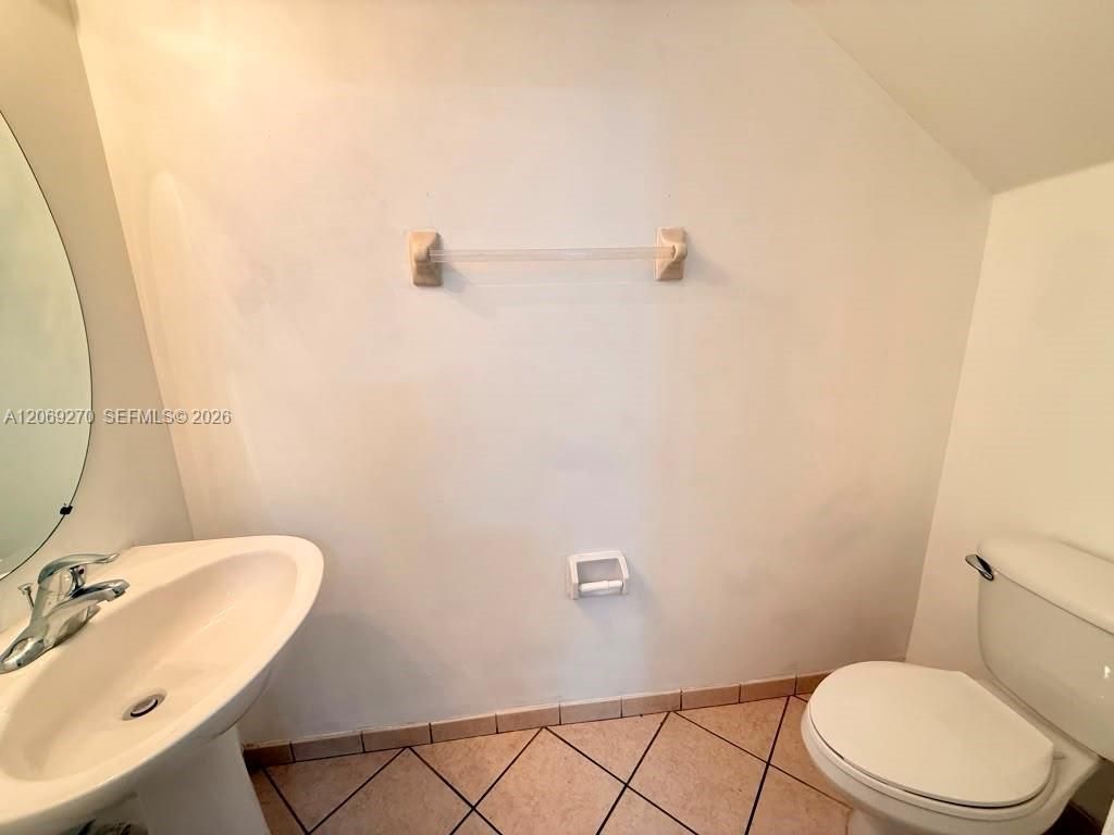 230 SE 29th Ave, Unit 12, Homestead, FL 33033 Photo