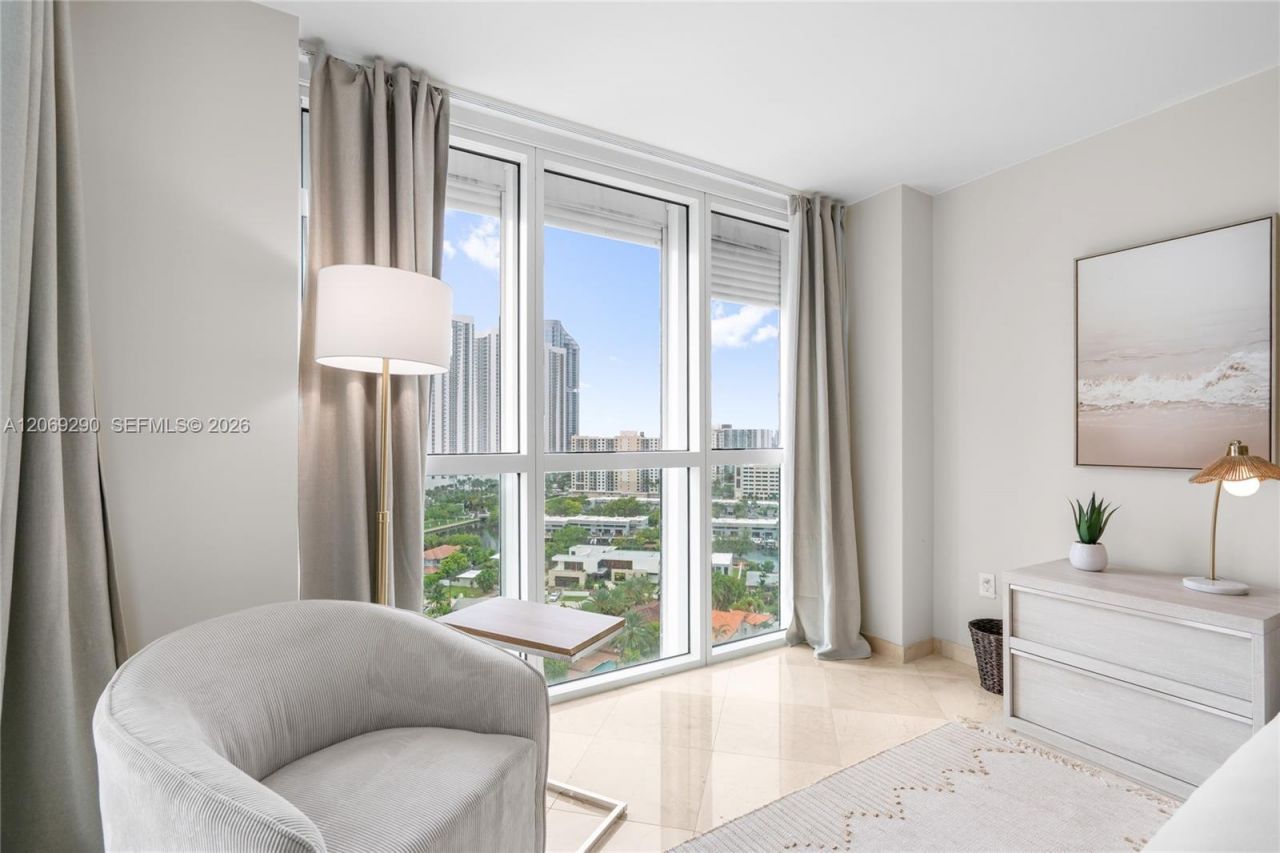 16500 Collins Ave , Unit 1752, Sunny Isles Beach, FL 33160 Photo