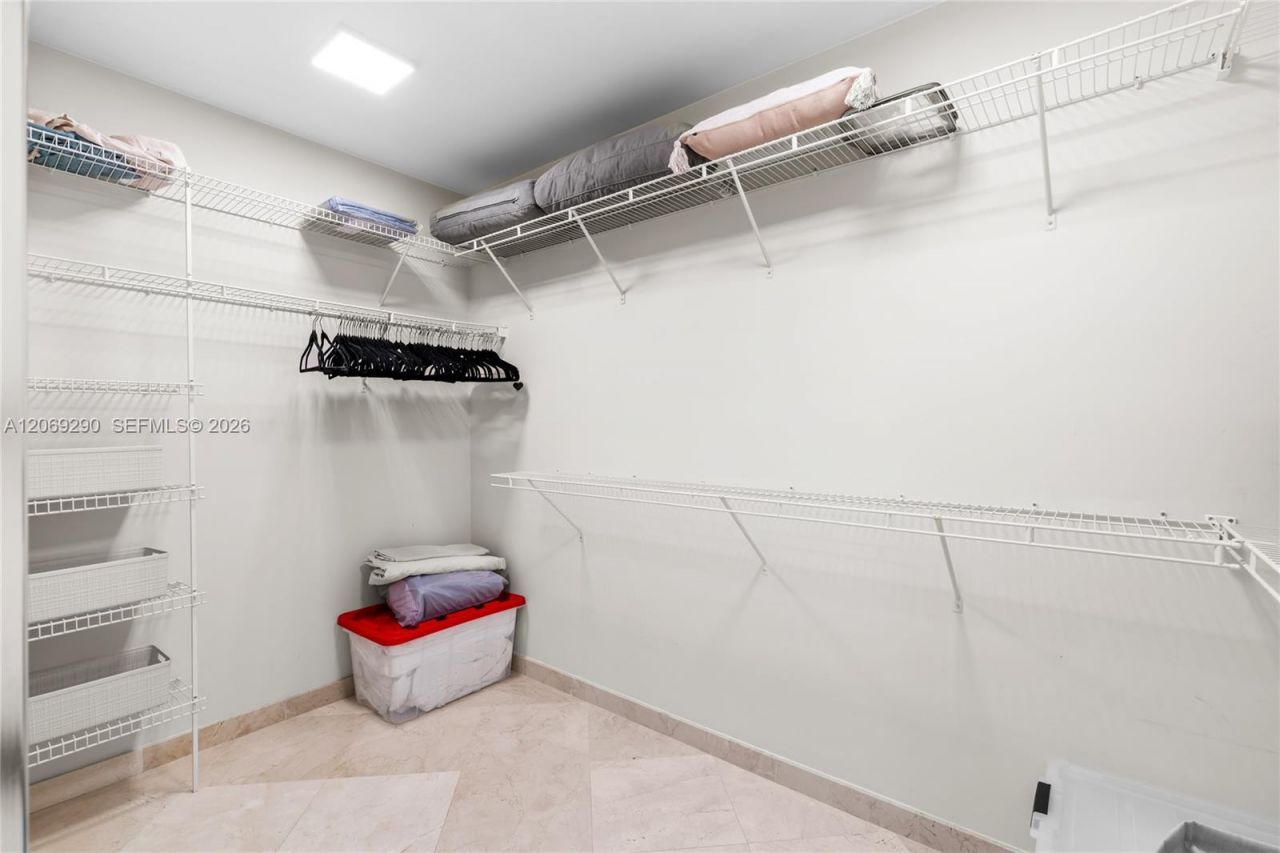 16500 Collins Ave , Unit 1752, Sunny Isles Beach, FL 33160 Photo