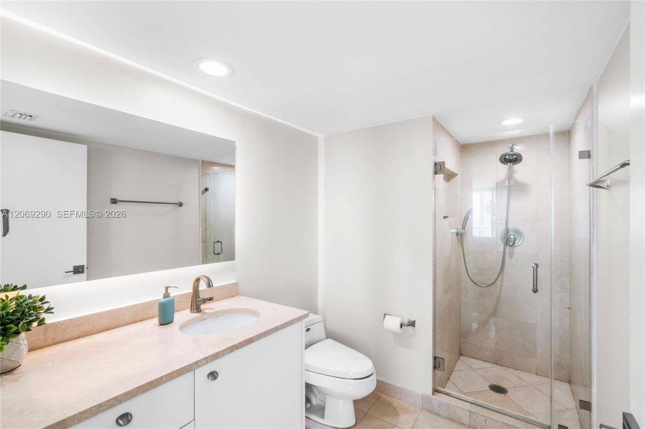 16500 Collins Ave , Unit 1752, Sunny Isles Beach, FL 33160 Photo