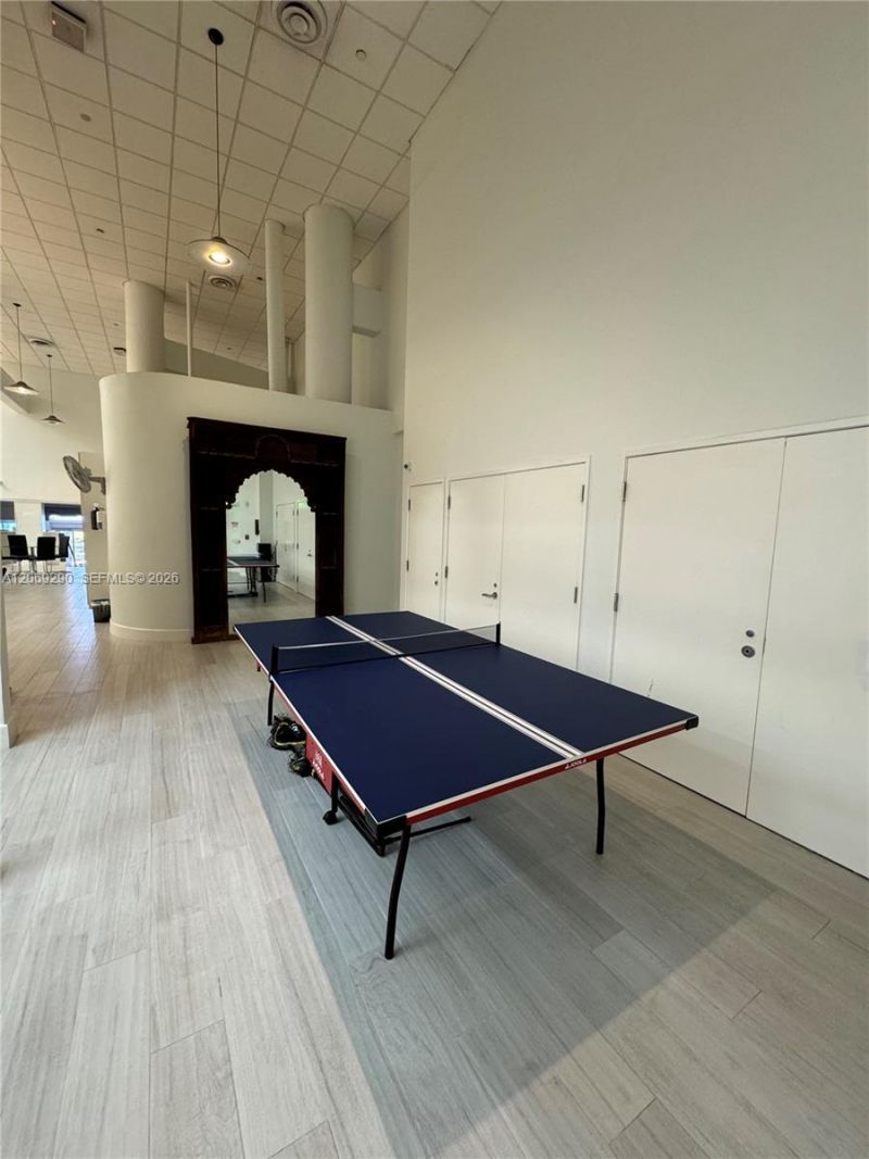 16500 Collins Ave , Unit 1752, Sunny Isles Beach, FL 33160 Photo